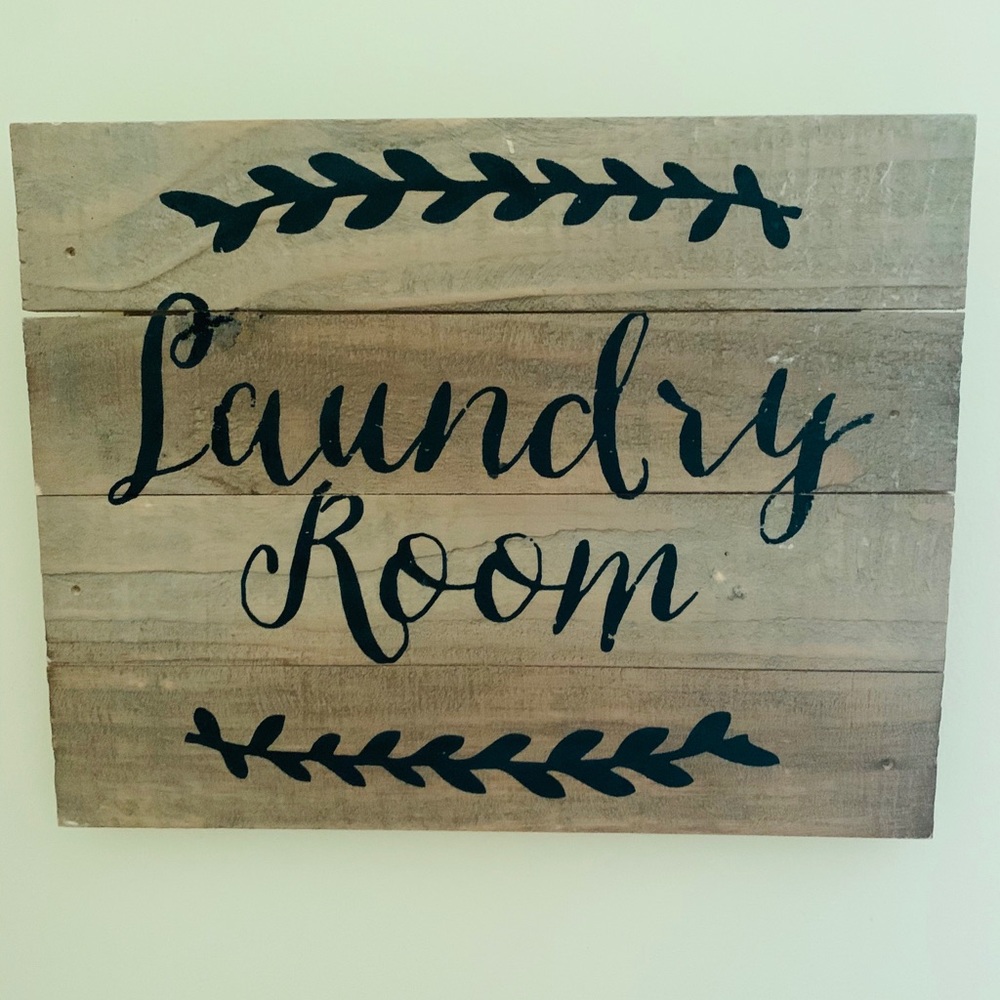 BRAND NEW laundry room sign